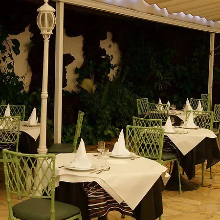 فندق تراينفلور 4*
